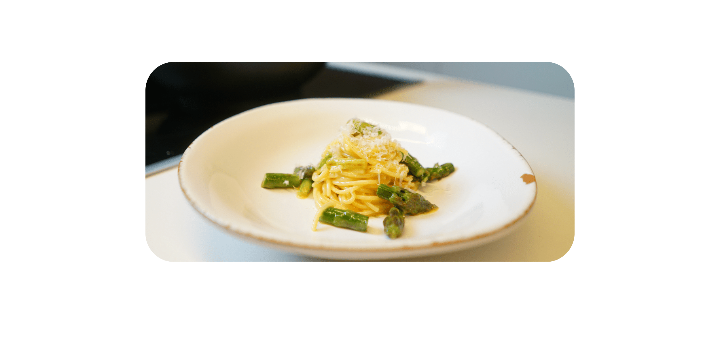 Spaghetti alla Carbonara mit Spargel