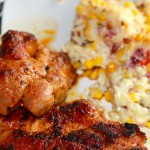 Marinierte Schweinesteak mit überbackenem Reis