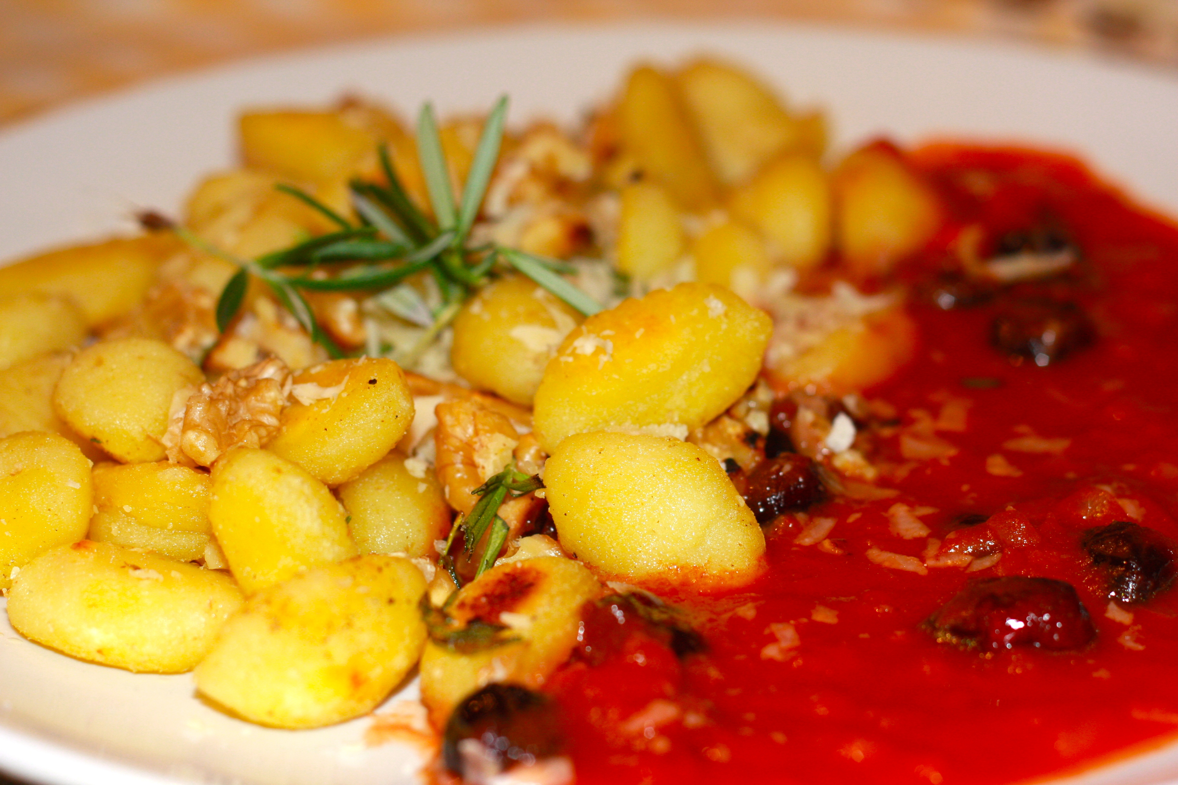 Gnocchi mit Tomaten Cranberry Sauce