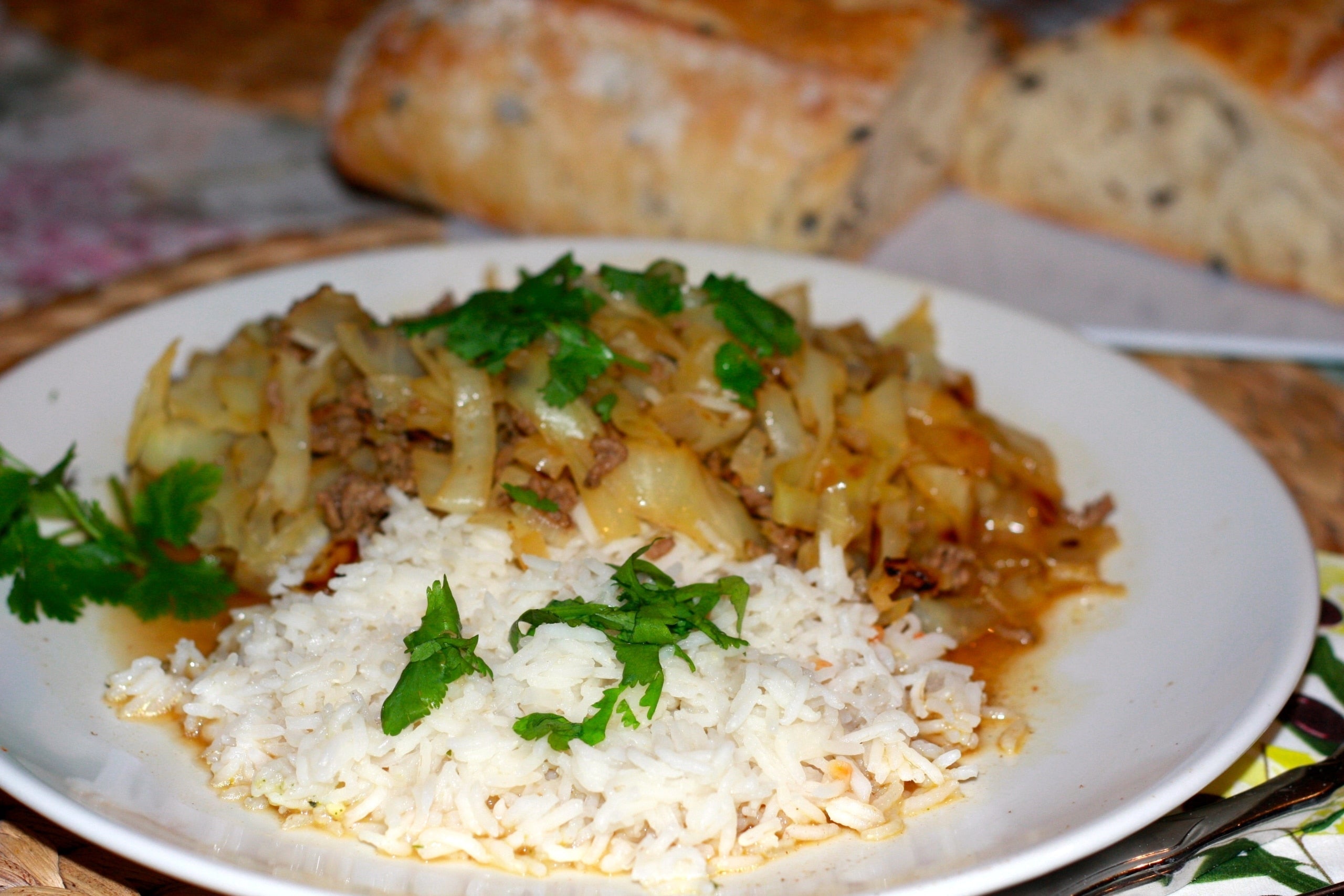 Kohlhackpfanne mit Reis